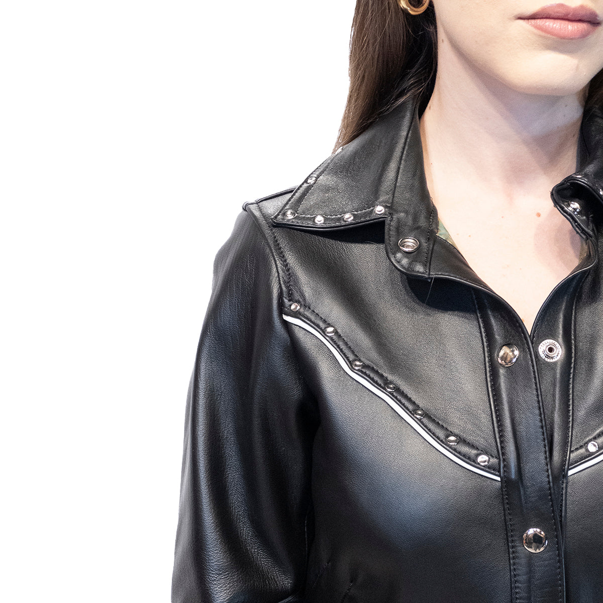 Camisola Negra Remache para Dama